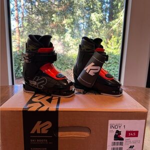 Kids Indy 1 Ski Boots - Black and Red